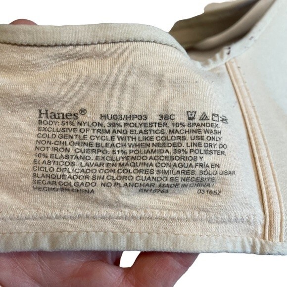 Hanes Ultimate T-Shirt Soft Wirefree Convertible Bra Size 38C - Picture 6 of 7